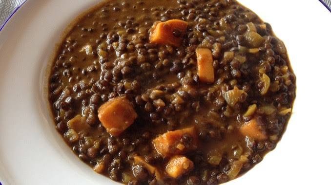 Schorpahades (zuppa di lenticchie)